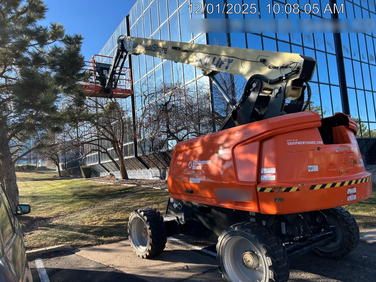2025 JLG 660SJ