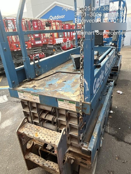 2017 Genie GS-1930 Genie GS-1930 Lift w/Fixed Rail and Chain Entry