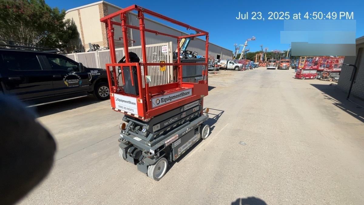 2023 SKYJACK SJ3219