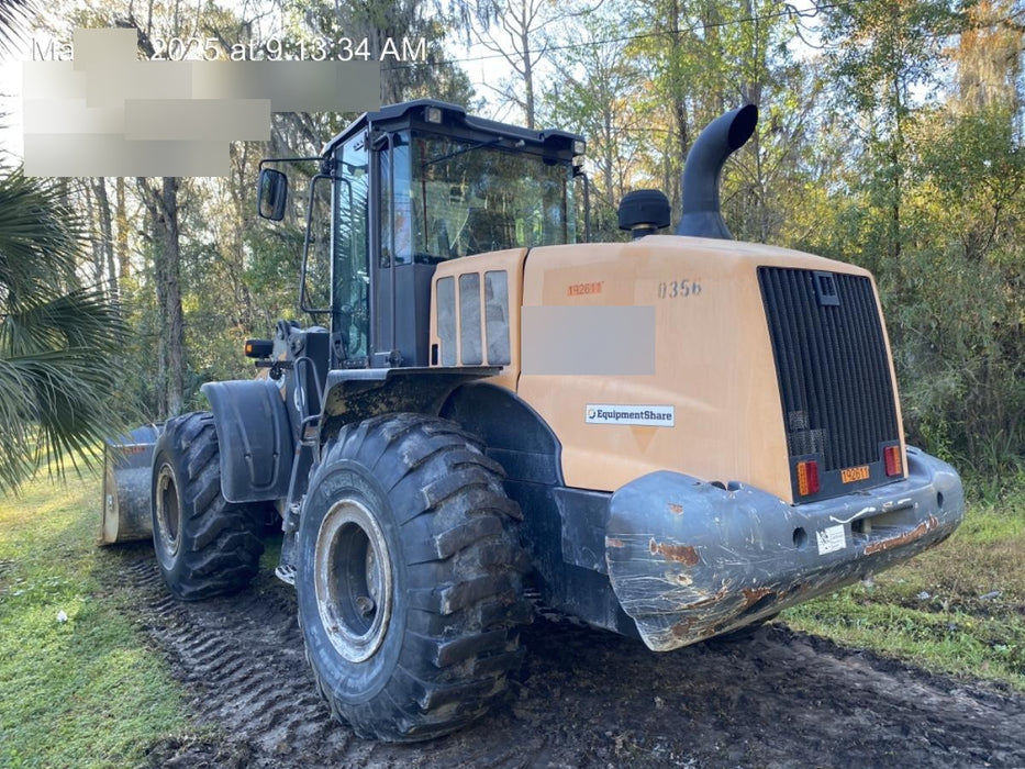 2018 Case 821G CLOSED CAB, 1 FUNCTION, JRB 418 STYLE HYD COUPLER