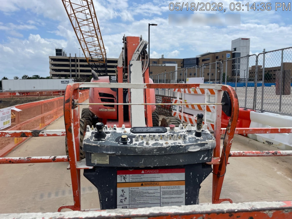 2021 JLG 600AJ
