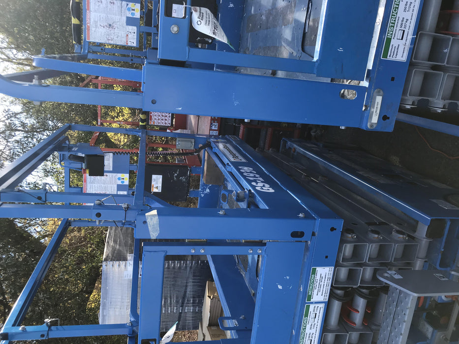 2020 Genie GS-1930 Solid Non Marking Tires, Beacon, Folding rails with half height swing gate, 800W Inverter