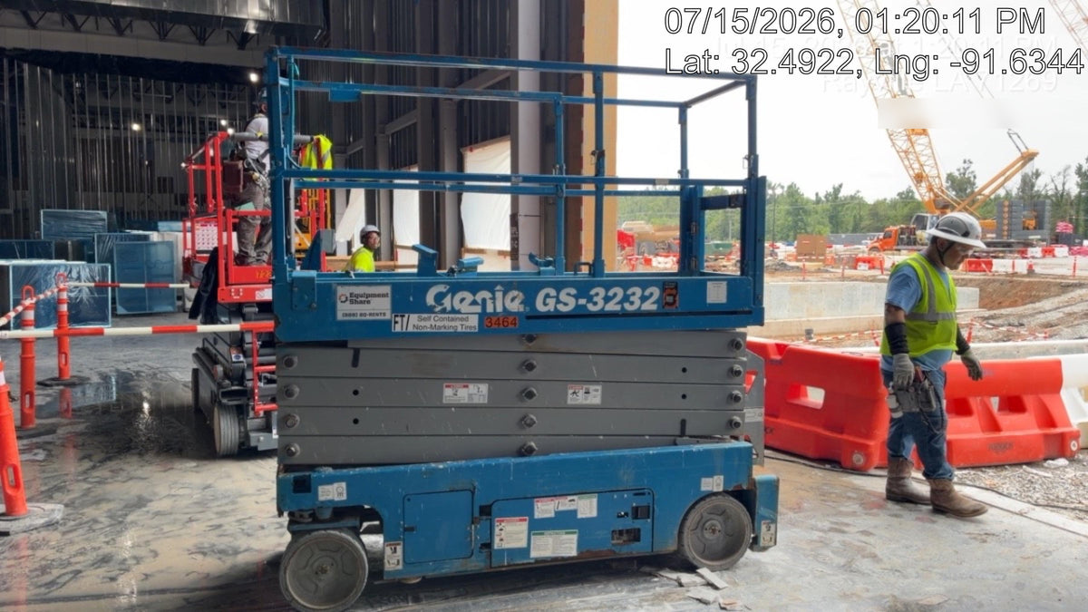 2017 Genie GS-3232 Standard