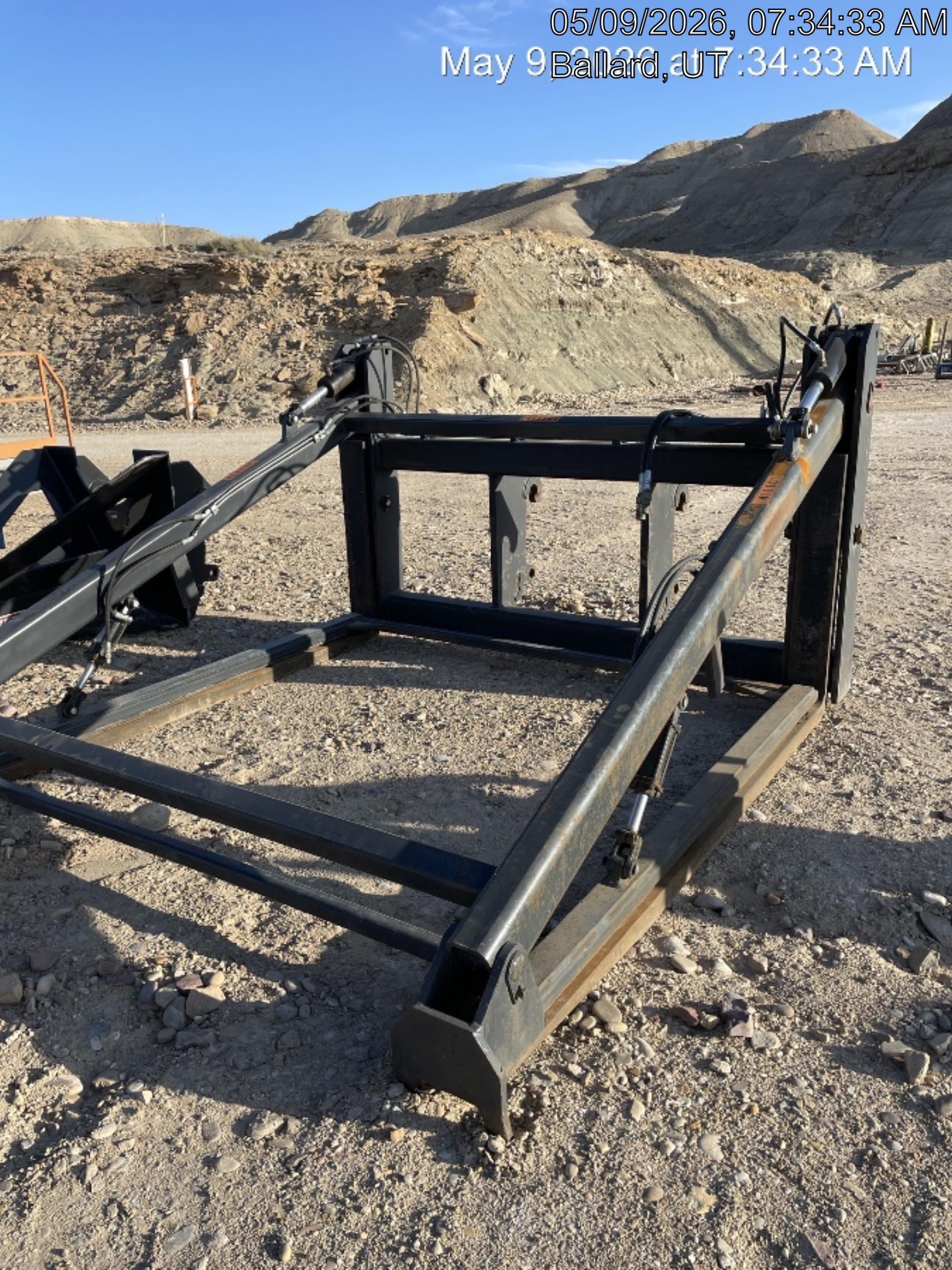 2024 ARROW MATERIAL HANDLING 049PG
