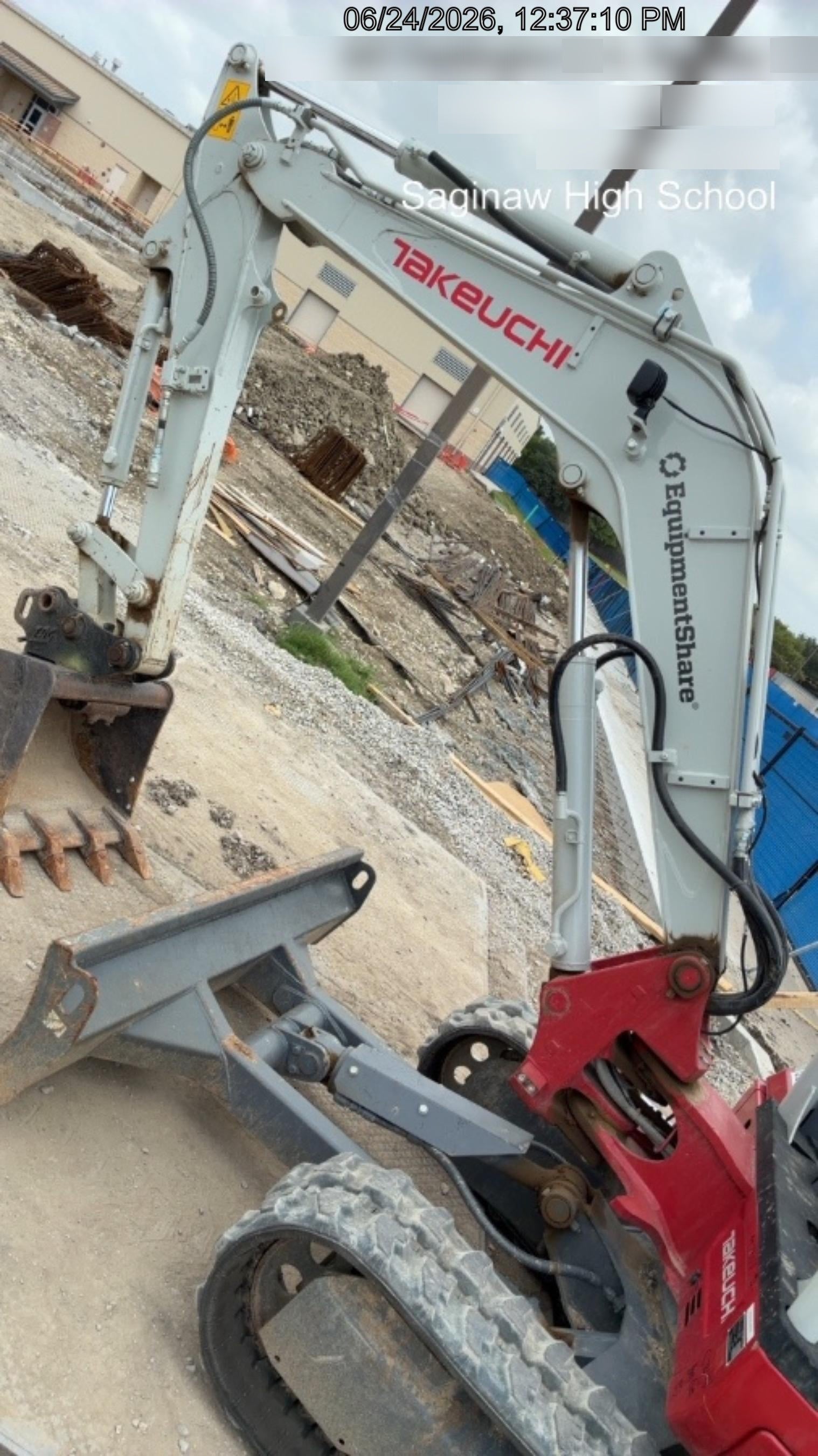 2025 TAKEUCHI TB235-2R