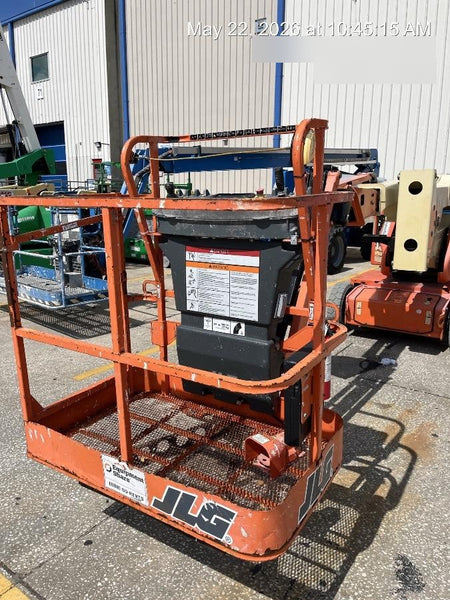 2019 JLG E400AJPN