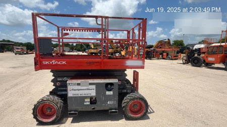 2017 SKYJACK SJ6832 RT