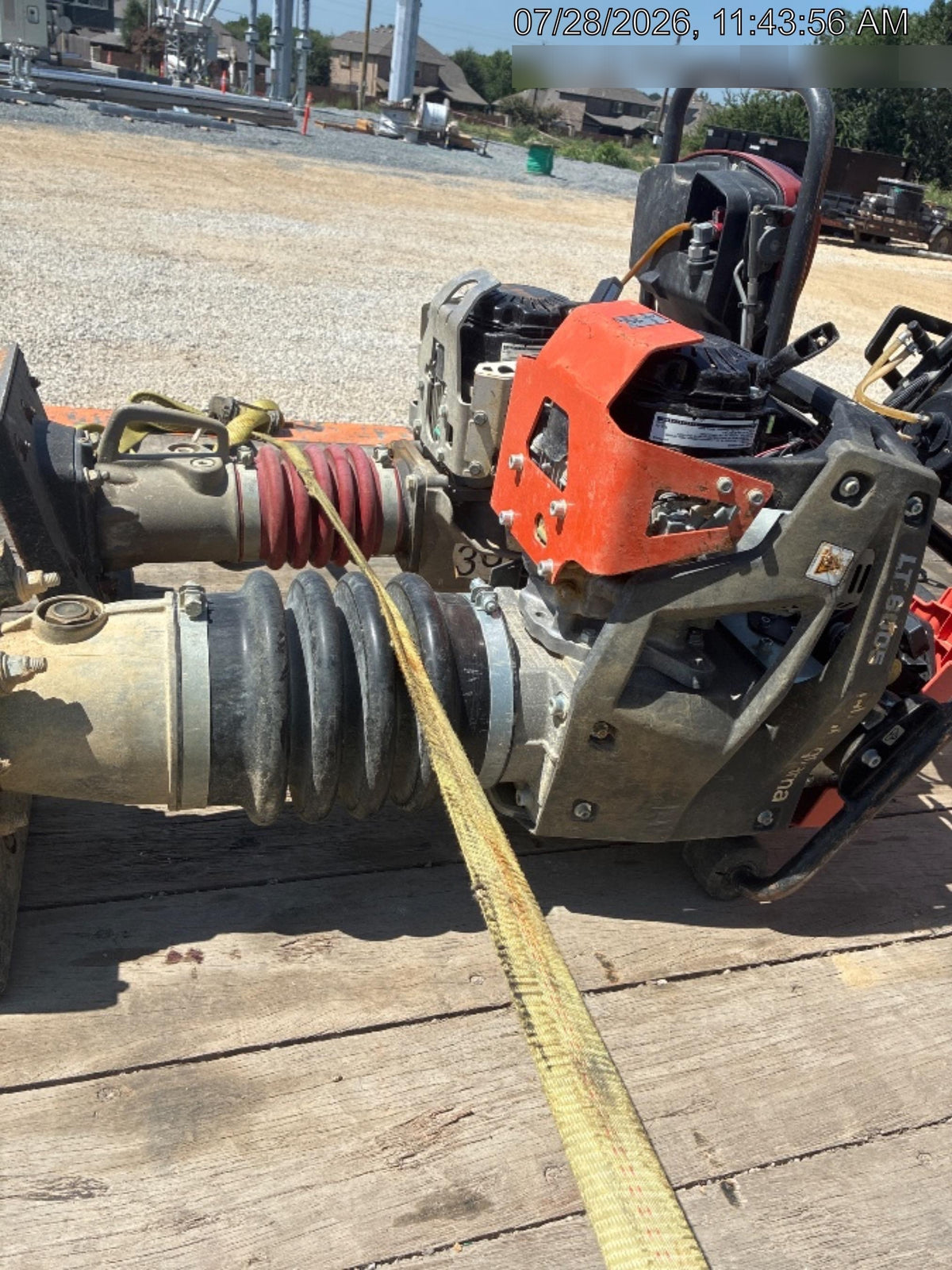 2025 HUSQVARNA LT6005