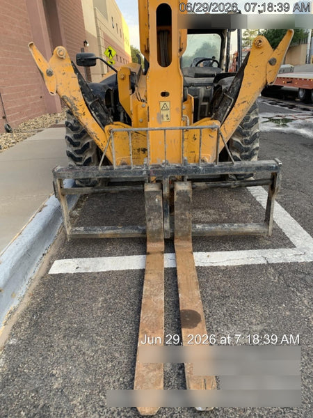 2021 JCB 512-56