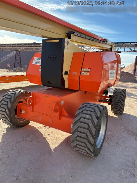 2022 JLG 800AJ