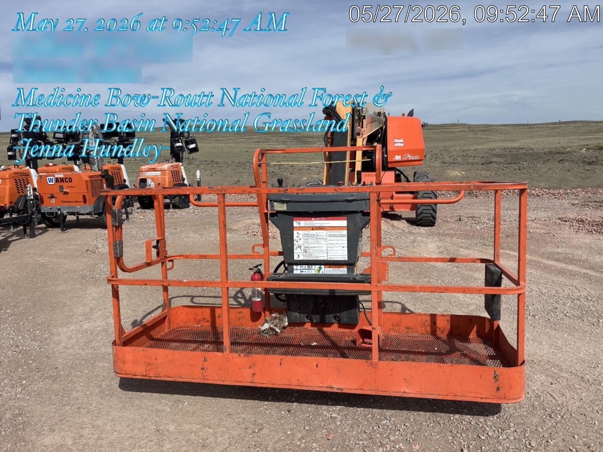 2022 JLG 660SJ