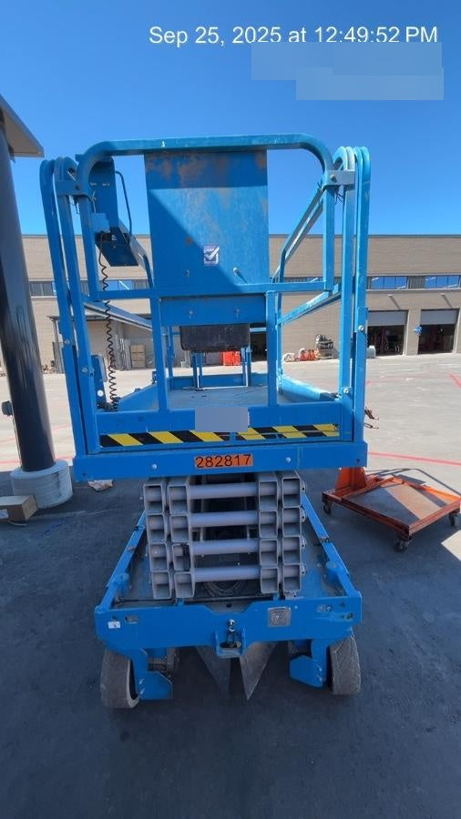 2022 GENIE GS-3246