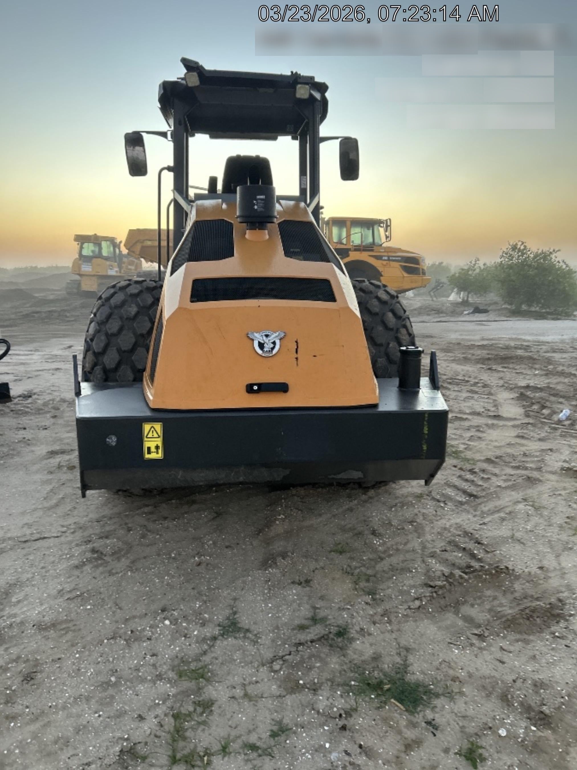 2021 CASE SV211E