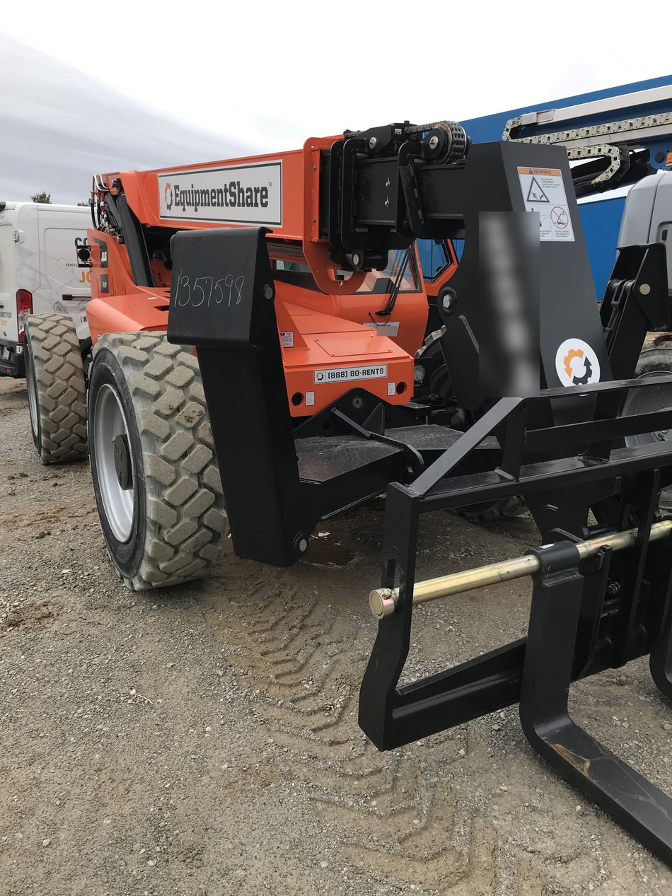 2021 SKYTRAK 10054
