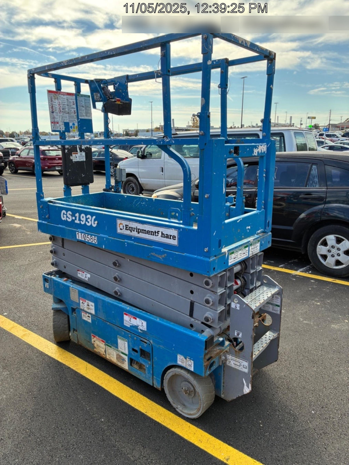 2020 Genie GS-1930 Solid Non Marking Tires, Beacon, Folding rails with half height swing gate, 800W Inverter