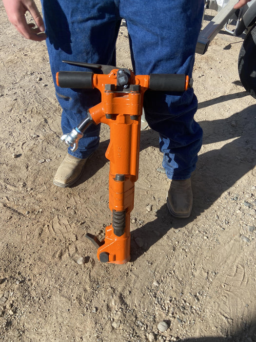 2024 MICHIGAN PNEUMATIC ES-TPB60-118-TRACKER