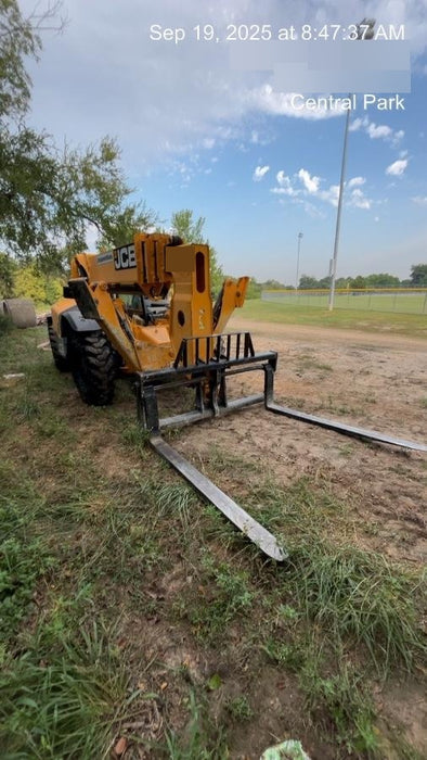 2019 JCB 512-56 Canopy, 109 HP, Solid Tires, STD Worklight, Beacon, Aux Hydraulics, Lifting Eye, Back up Alarm w/66" Carriage/60" Forks
