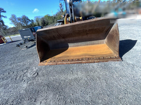 2023 CASE 821G
