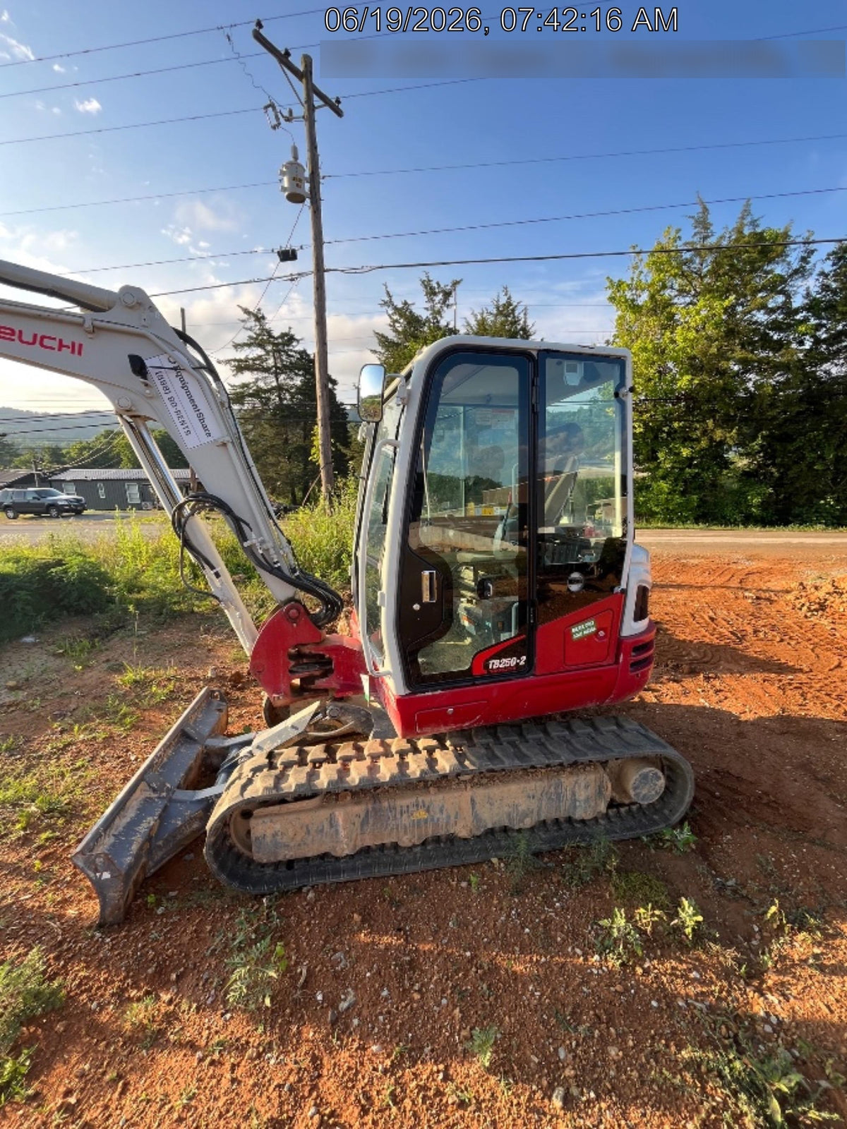 2023 TAKEUCHI TB250-2CR