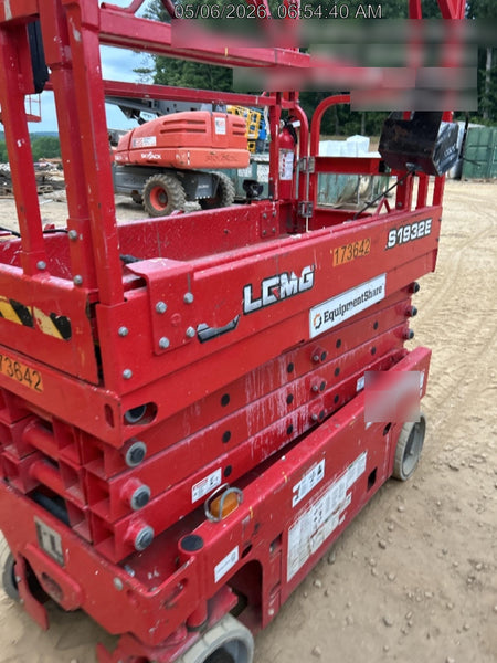 2021 Lgmg AS1932E Electric Drive, Solid Non Marking Tires, Dual Beacons