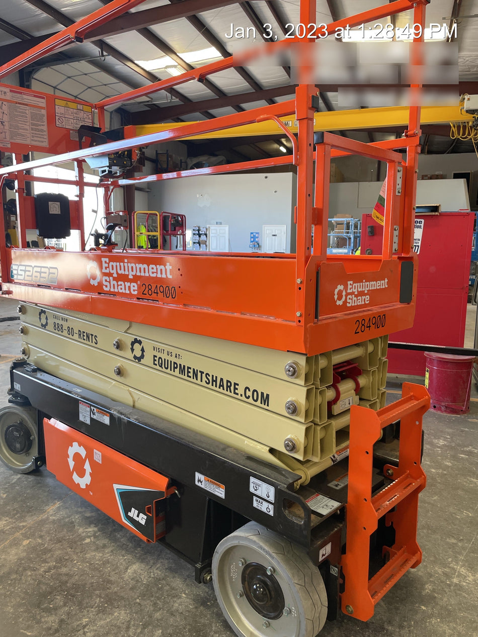2022 JLG ES2632