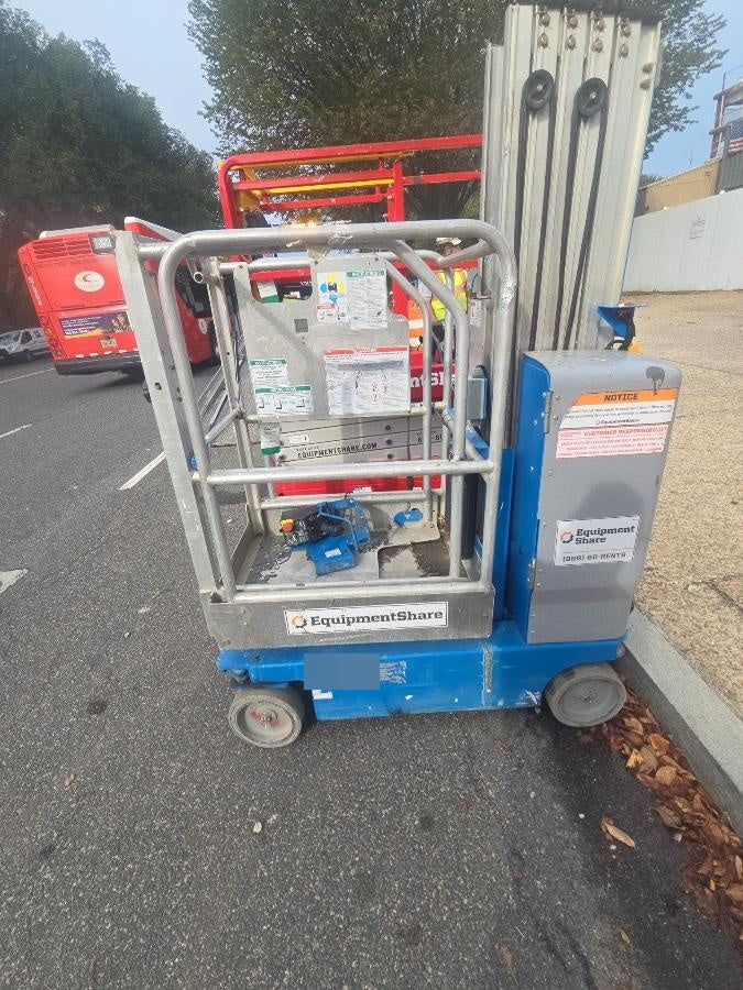 2019 GENIE GR-20