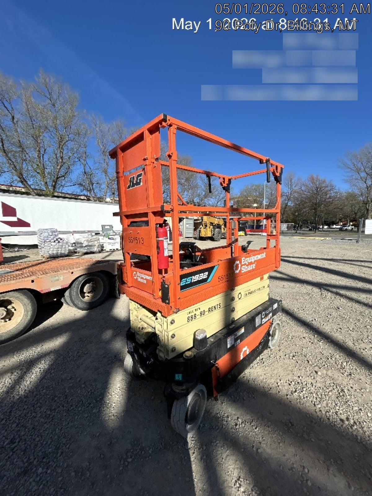 2025 JLG ES1932