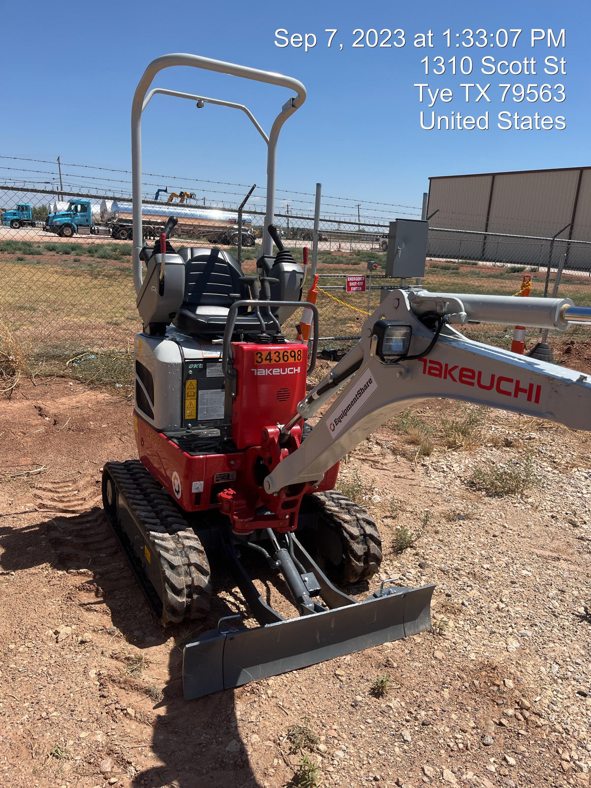 2023 TAKEUCHI TB210R