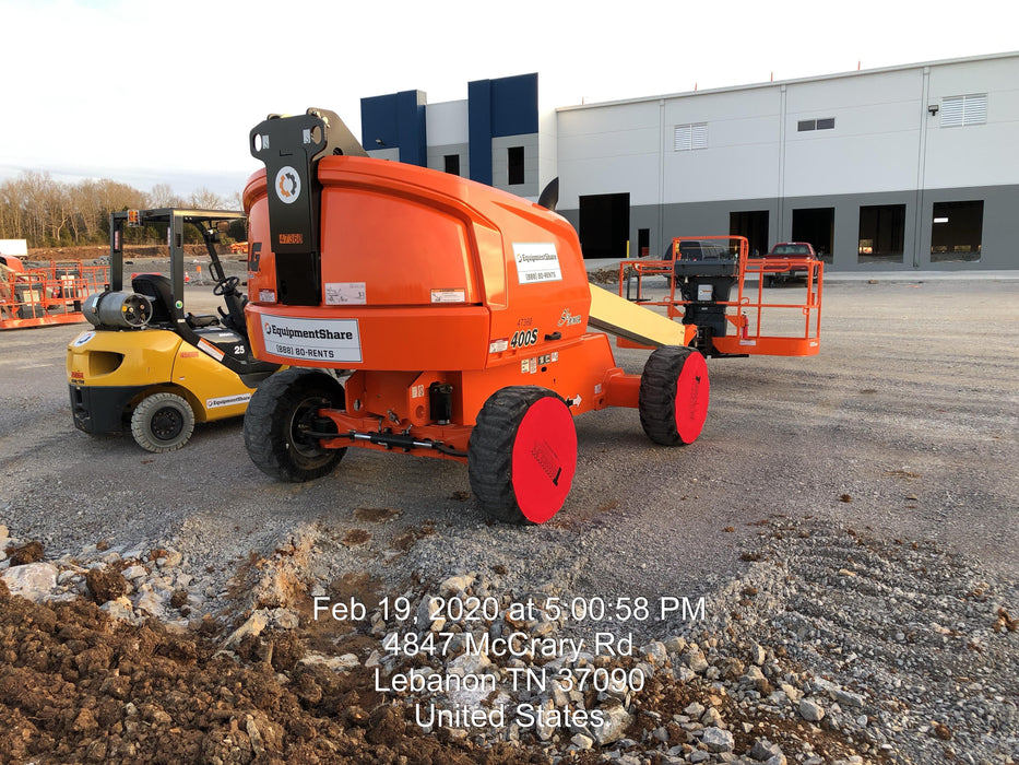 2019 JLG 400S