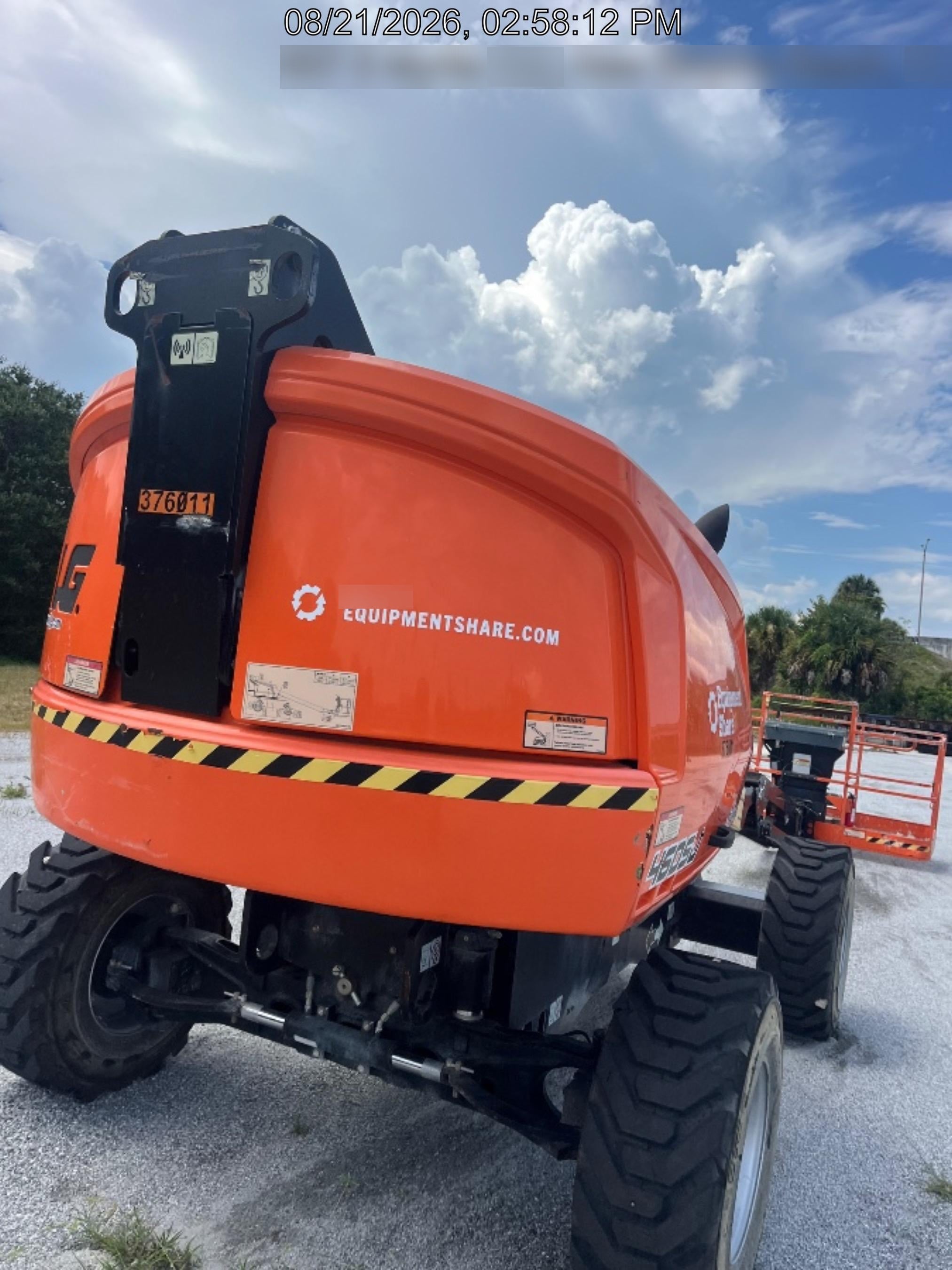 2023 JLG 460SJ