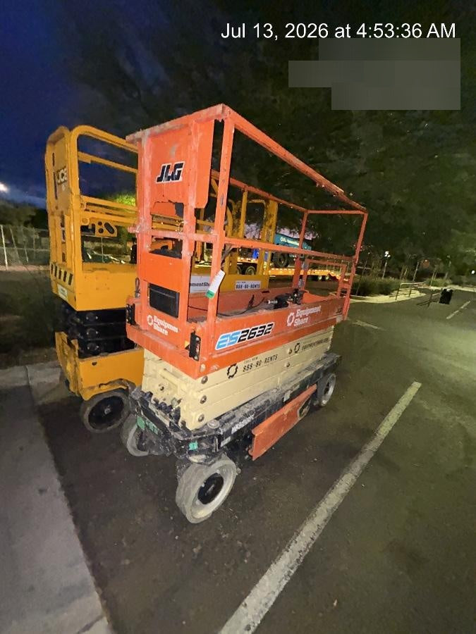 2022 JLG ES2632