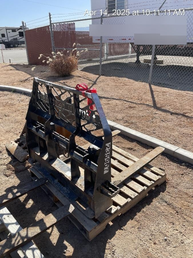 2022 PALADIN 48" Pallet Forks - Paladin