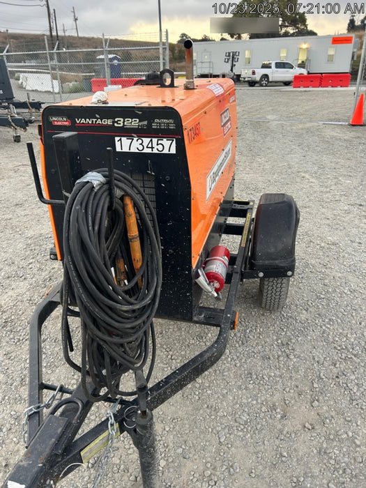 2021 Lincoln Electric Vantage 322 Vantage 322 Ready Pak 3 w/ Decals, ORANGE (includes trailer, cable rack, fender light kit) NO Telematics