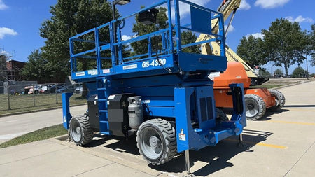 2020 GENIE GS-4390 RT