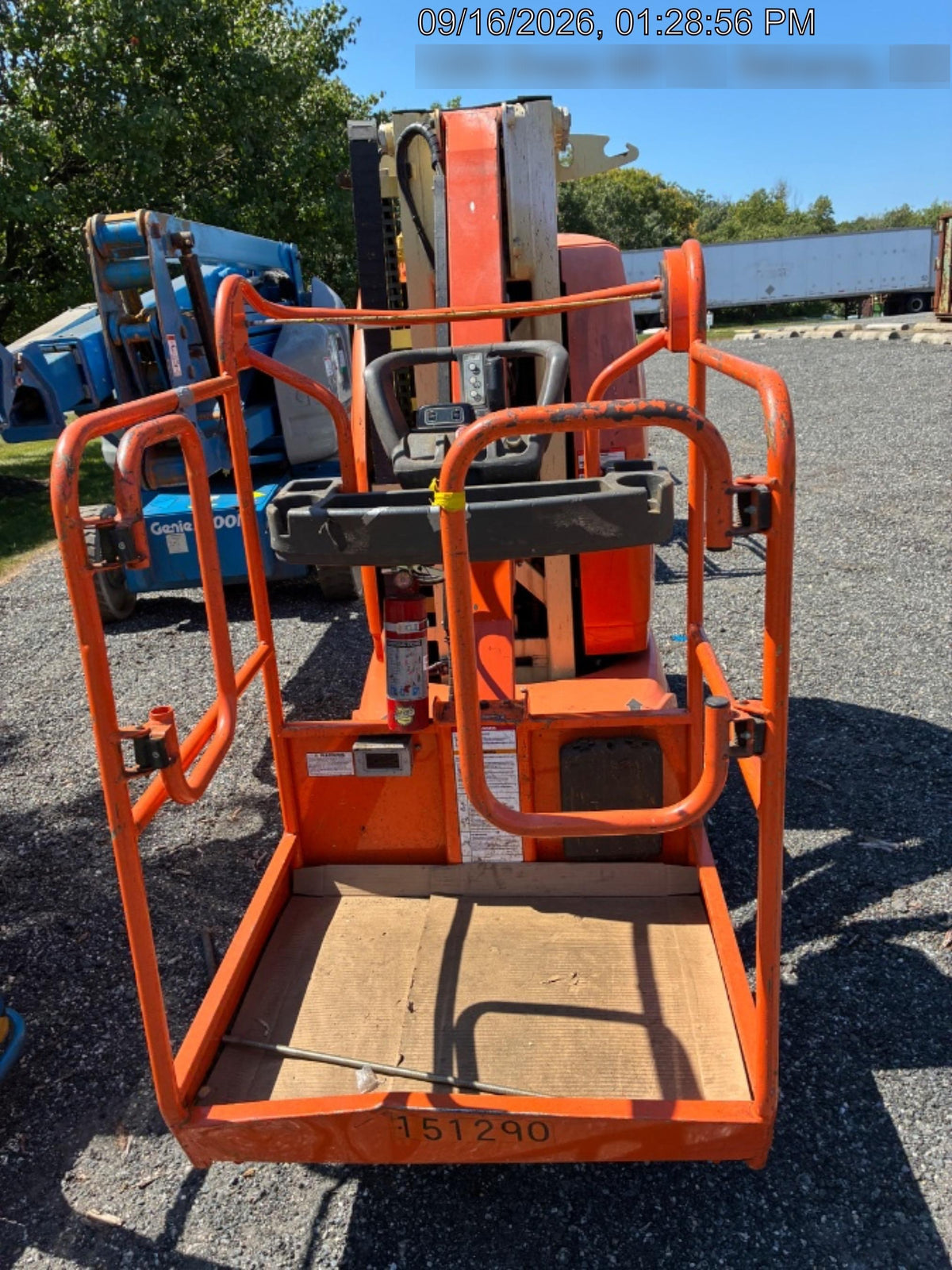2021 JLG 26E
