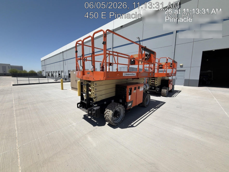 2022 JLG RT4069