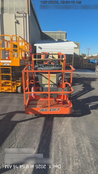 2019 JLG E300AJP