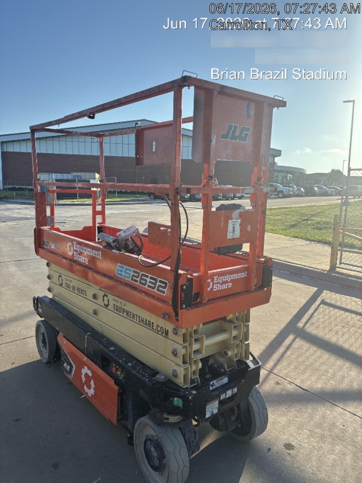 2023 JLG ES2632