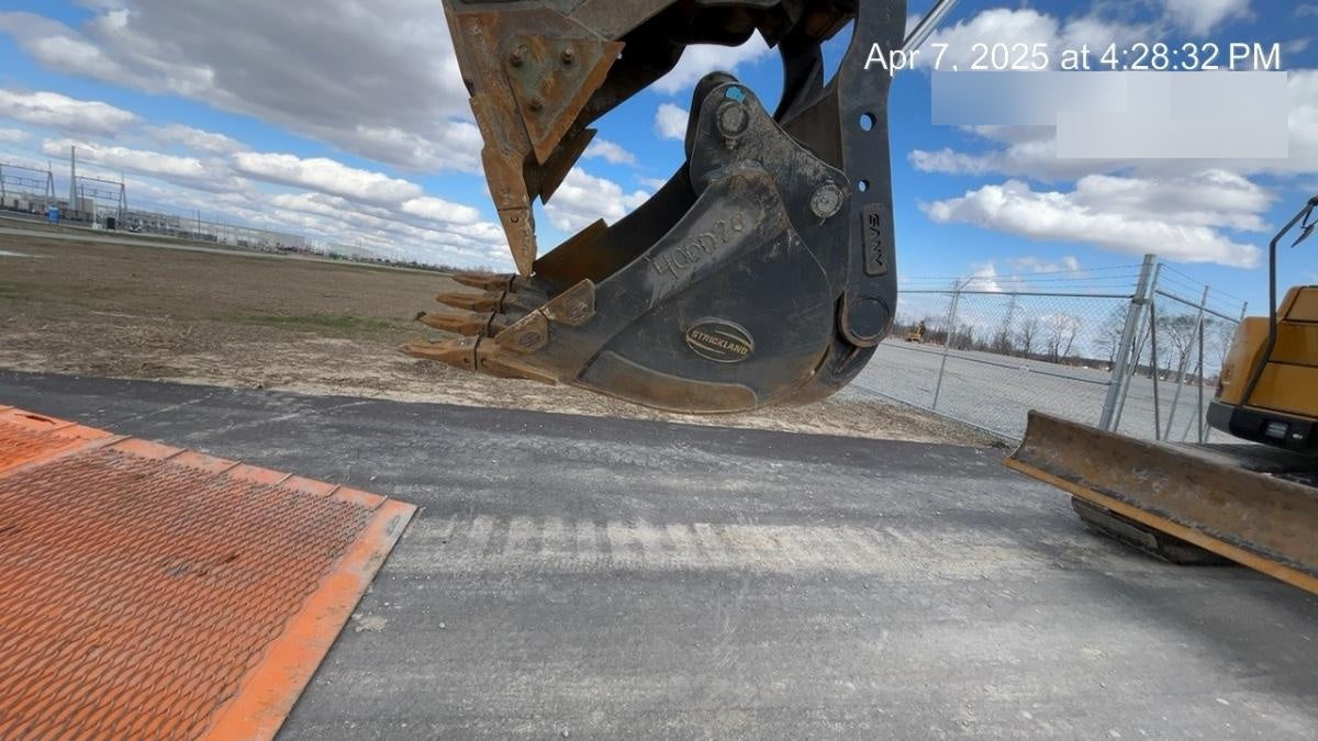 2024 STRICKLAND BT-13W024