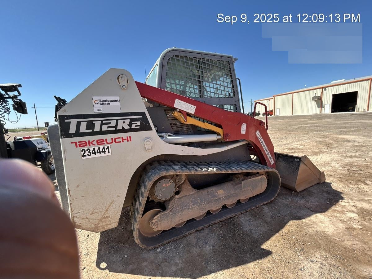 2022 TAKEUCHI TL12R2-CR