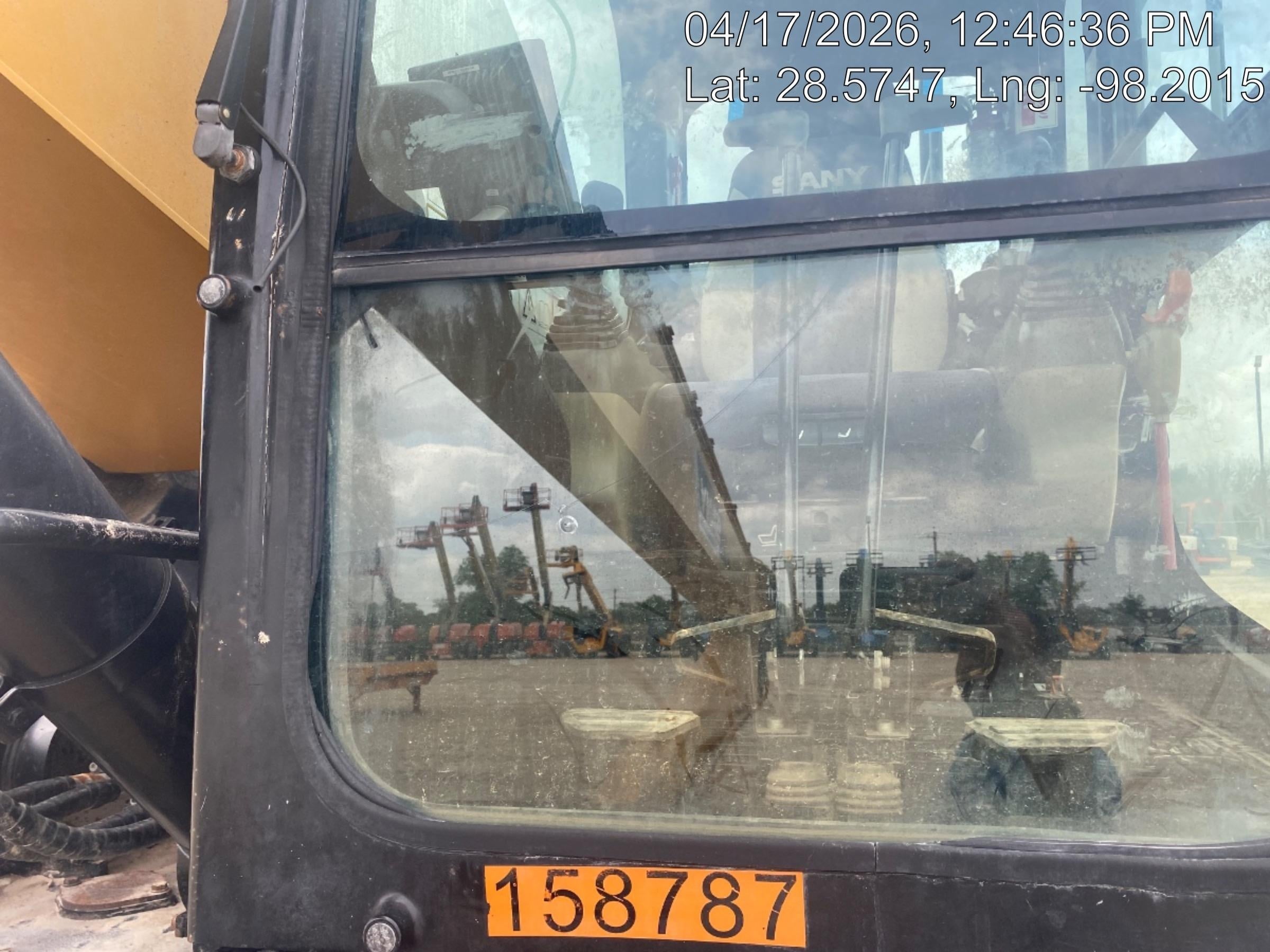 2021 SANY SY265LR