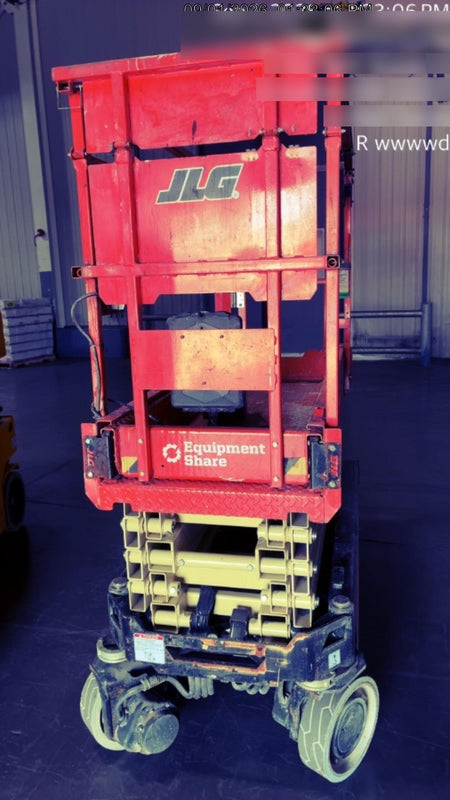 2022 JLG ES1932
