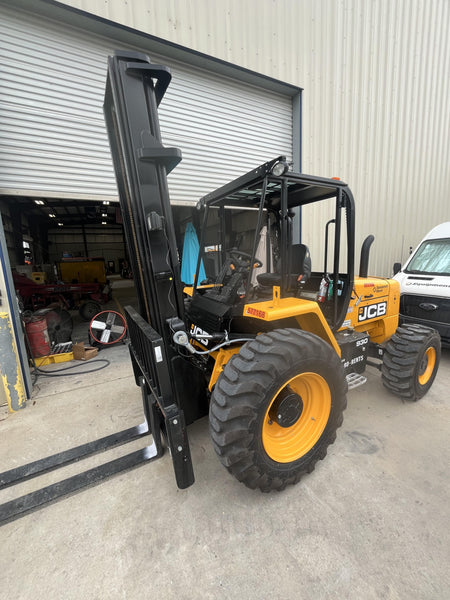 2025 JCB 930-4
