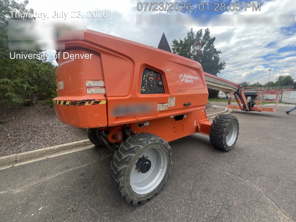 2022 JLG 660SJ