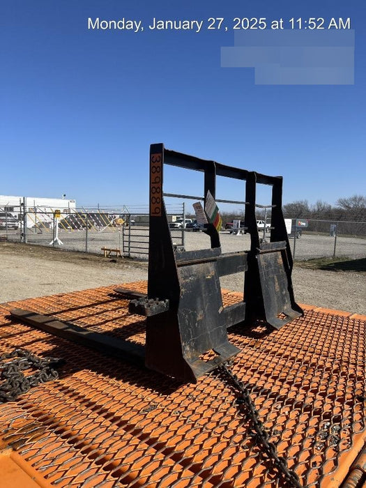 2024 ARROW MATERIAL HANDLING 48" Pallet Forks - Arrow