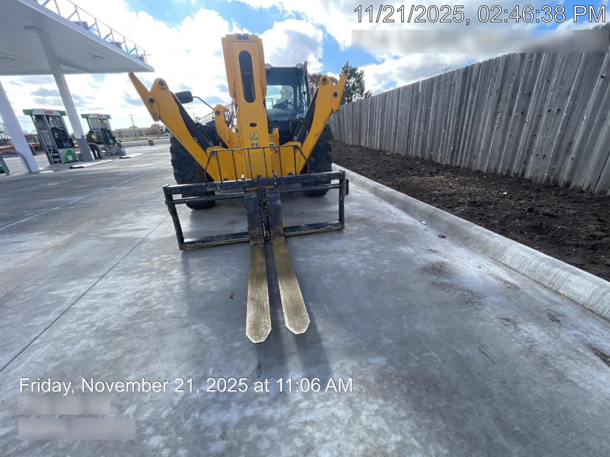 2025 JCB 512-56