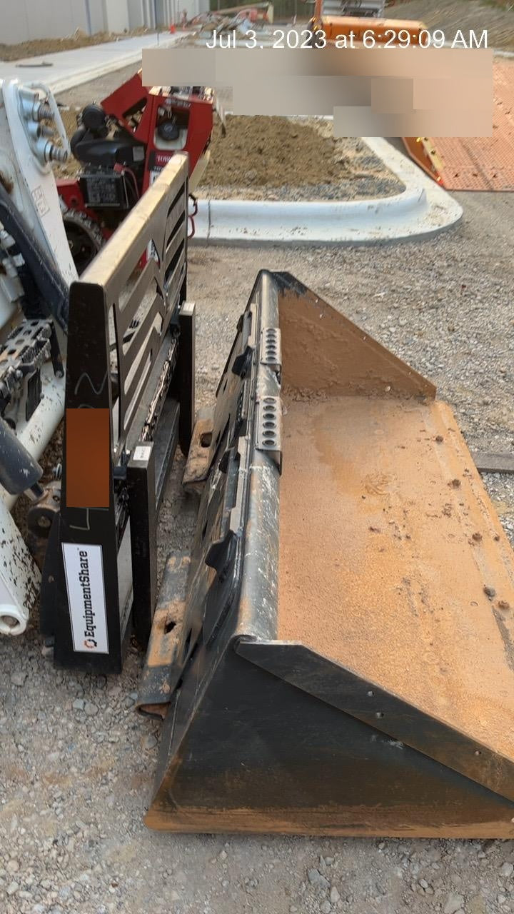 2019 ARROW MATERIAL HANDLING 60" Pallet Forks - Arrow