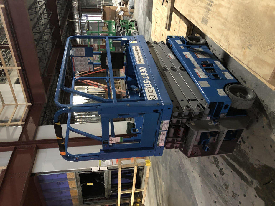 2020 Genie GS-1930 Solid Non Marking Tires, Beacon, Folding rails with half height swing gate