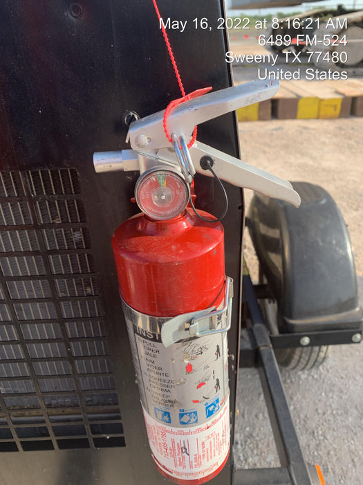 2019 Lincoln Electric Vantage 322 Welder Ready-Pak 3, Two wheel trailer, Fender and Light kit, Cable Rack