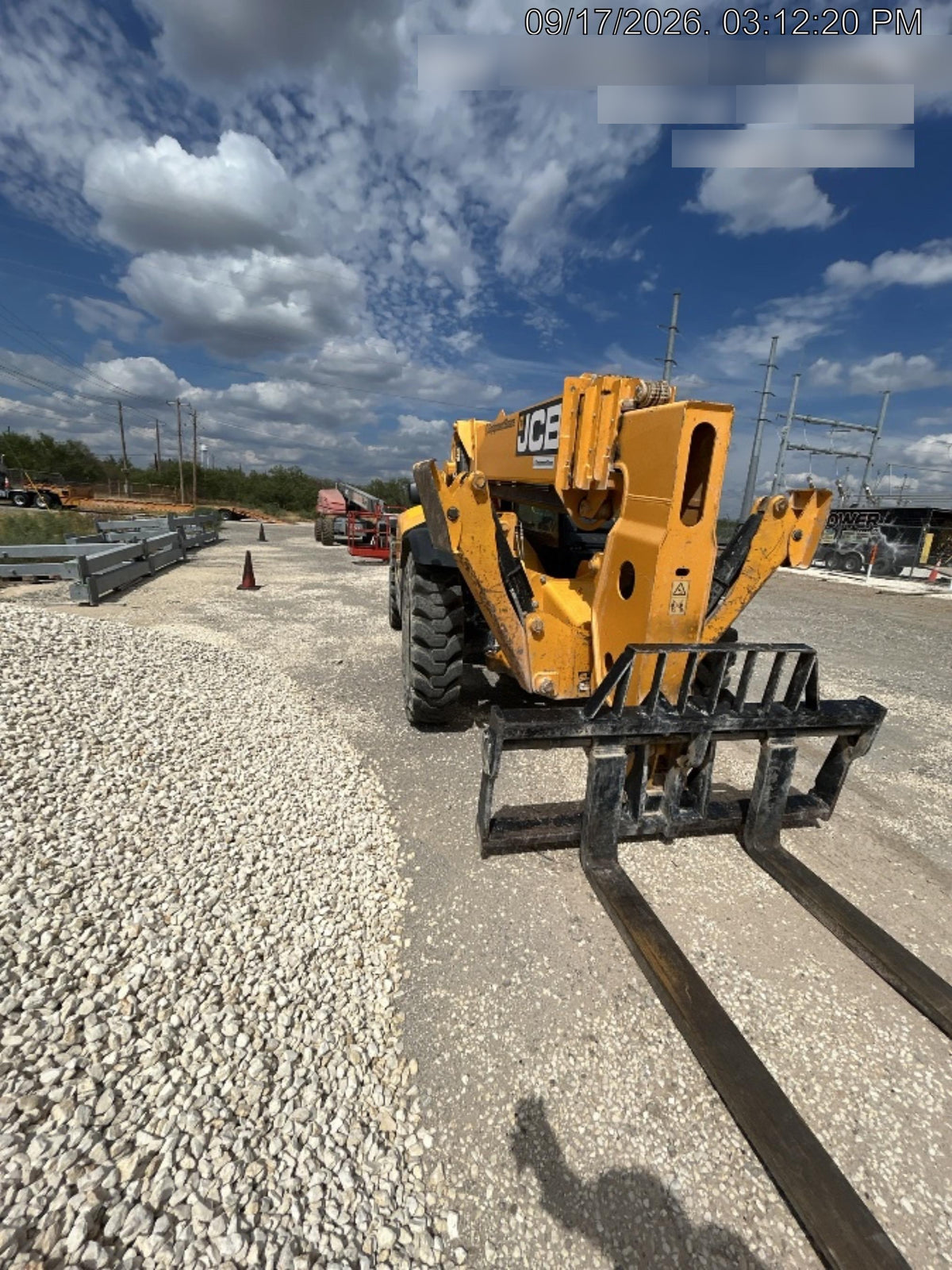 2023 JCB 510-56